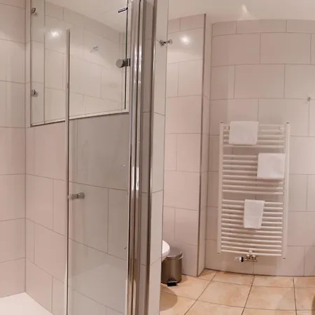 Stähle 4* Schuettorf