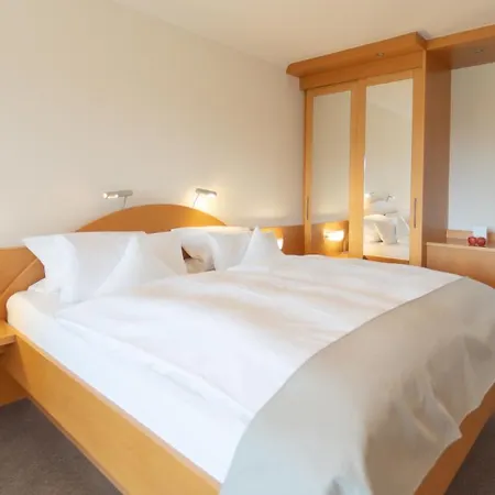 Hotell Staehle 4*